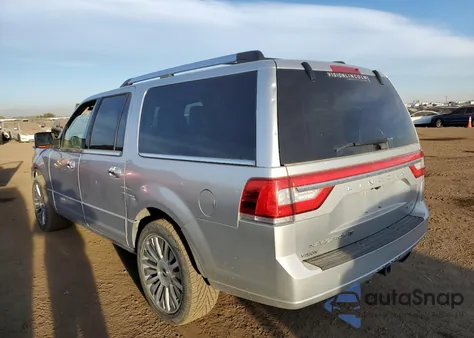 2016 Lincoln Navigator L Select z USA, uszkodzony, nr VIN 5LMJJ3JT8GEL11158